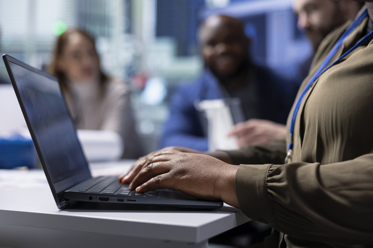 3 formas de usar a integração multicanal de atendimento para engajar a base do sindicato